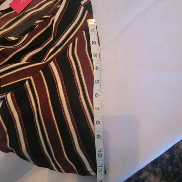 Xhilaration White/Black/Maroon Striped Wide Leg Jumpsuit - Picture 9 of 12